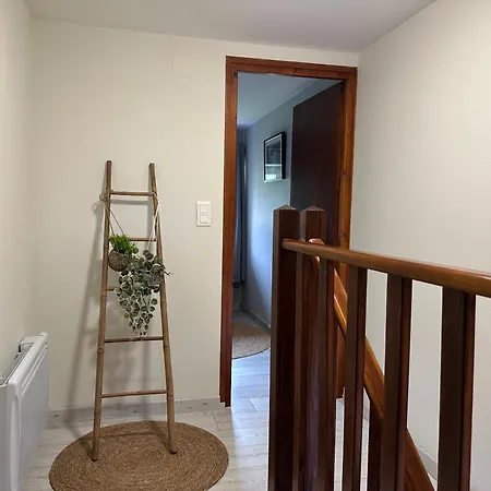Aux Trois Apartment